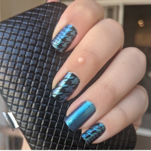 🎉3/$25  ✨Rare ✨Color Street Suit yourself  Houndstooth Teal Purple Duochrome - Picture 7 of 10